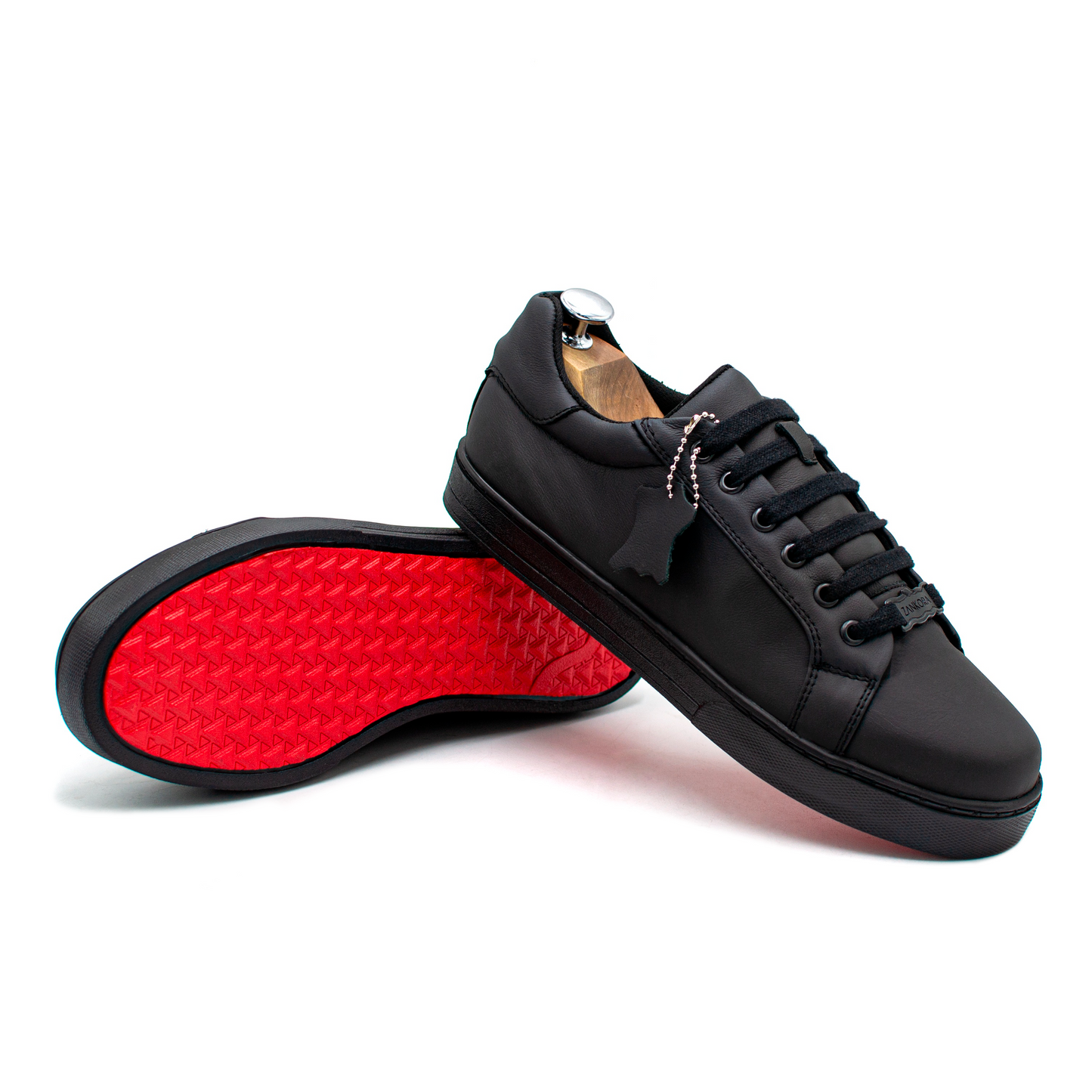 SNEAKER LISOS NEGROS EN PIEL GENUINA DE BECERRO ITALIANO - DOF902K