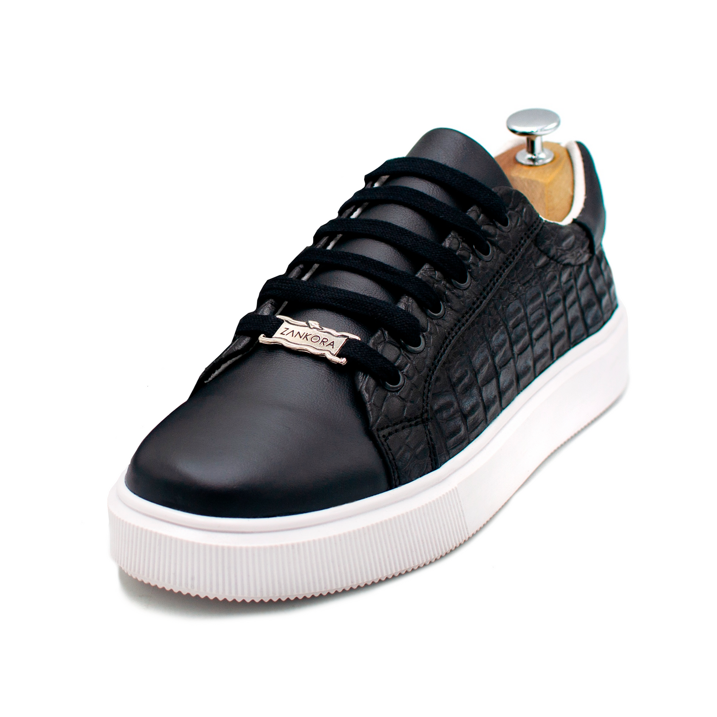 TENIS SNEAKERS 100% PIEL LISA NEGRA CON GRABADO DE LOMO DE COCODRILO EN - TCI912