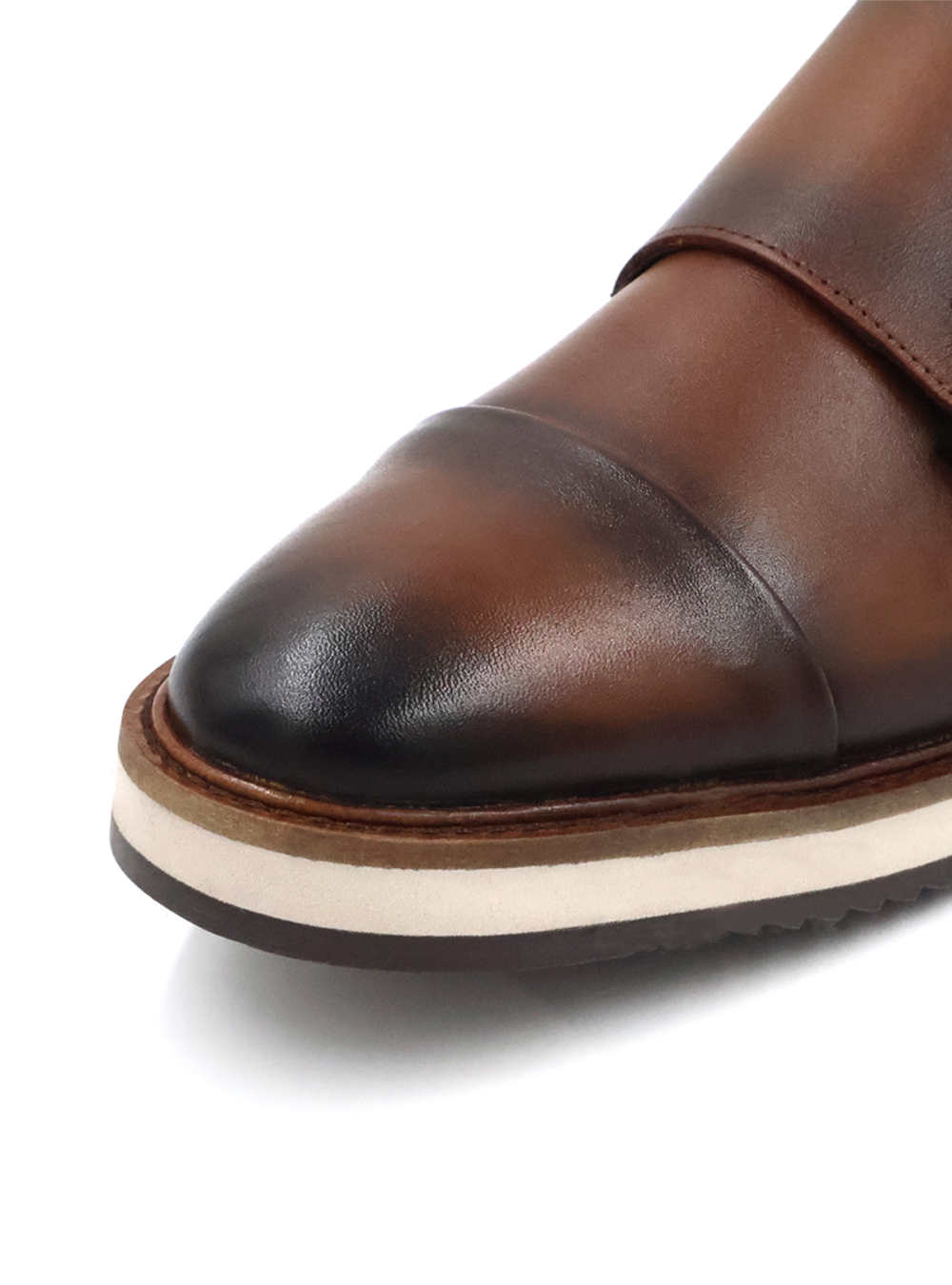 ZAPATO CASUAL CAFÉ CON BROCHE METÁLICO EN PIEL DE BECERRO Y TERNERA PARA HOMBRE