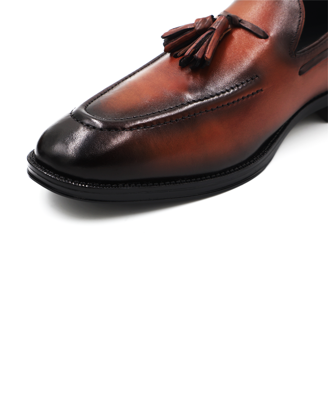 MOCASÍN CAFÉ EN PIEL DE BECERRO PARA HOMBRE