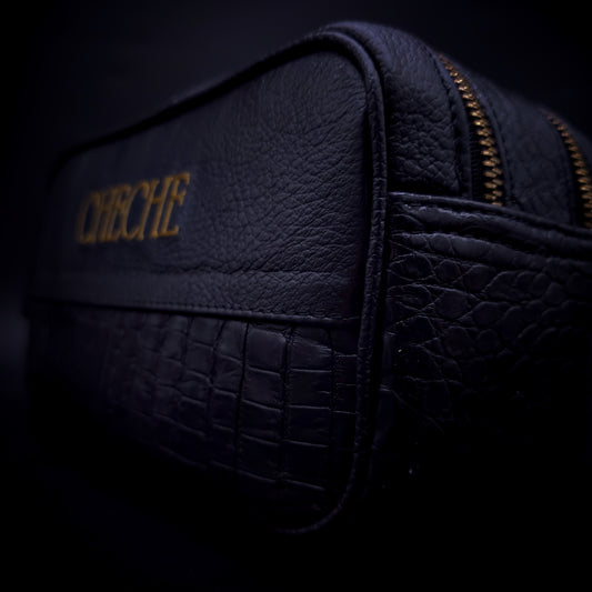 NECESER EJECUTIVO OVERLORD BESPOKE - CUERO VACUNO Y COCODRILO CON BORDADO PERSONALIZABLE - WSO356B