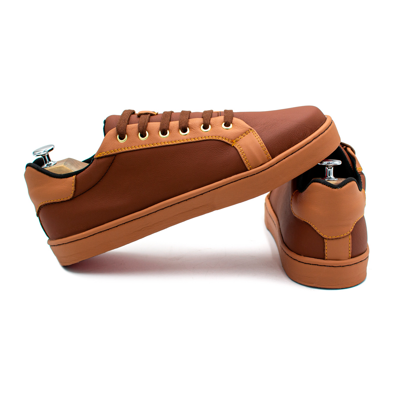 TENIS SNEAKER EN PIEL DE BECERRO ITALIANO COLOR CAFÉ - KWOQ90W