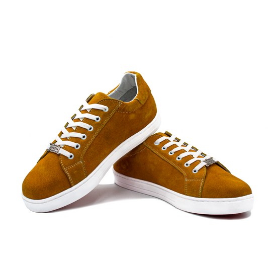 TENIS SNEAKERS COMPLETAMENTE EN PIEL DE GAMUZA MIEL - DOW023