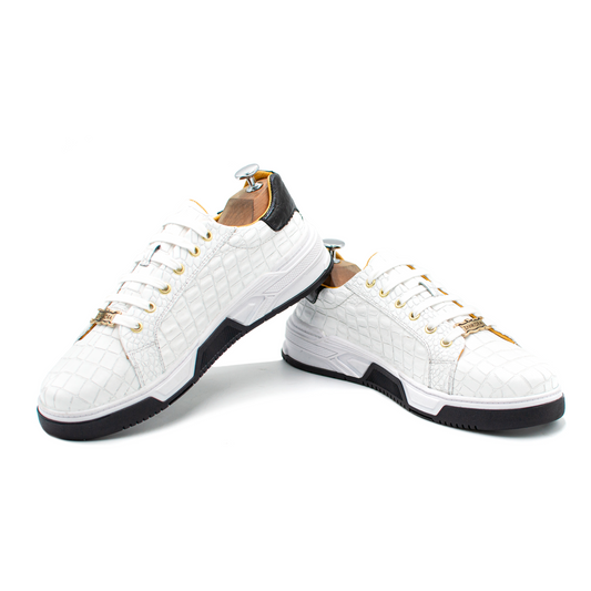 TENIS SNEAKERS EN PIEL GENUINA GRABADA DE COCODRILO BLANCO - OWE230O