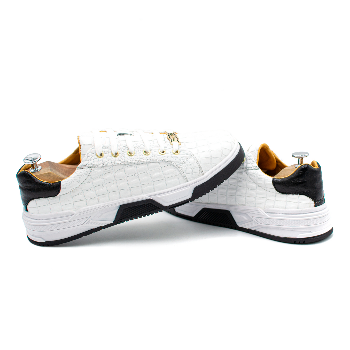 TENIS SNEAKERS EN PIEL GENUINA GRABADA DE COCODRILO BLANCO - OWE230O