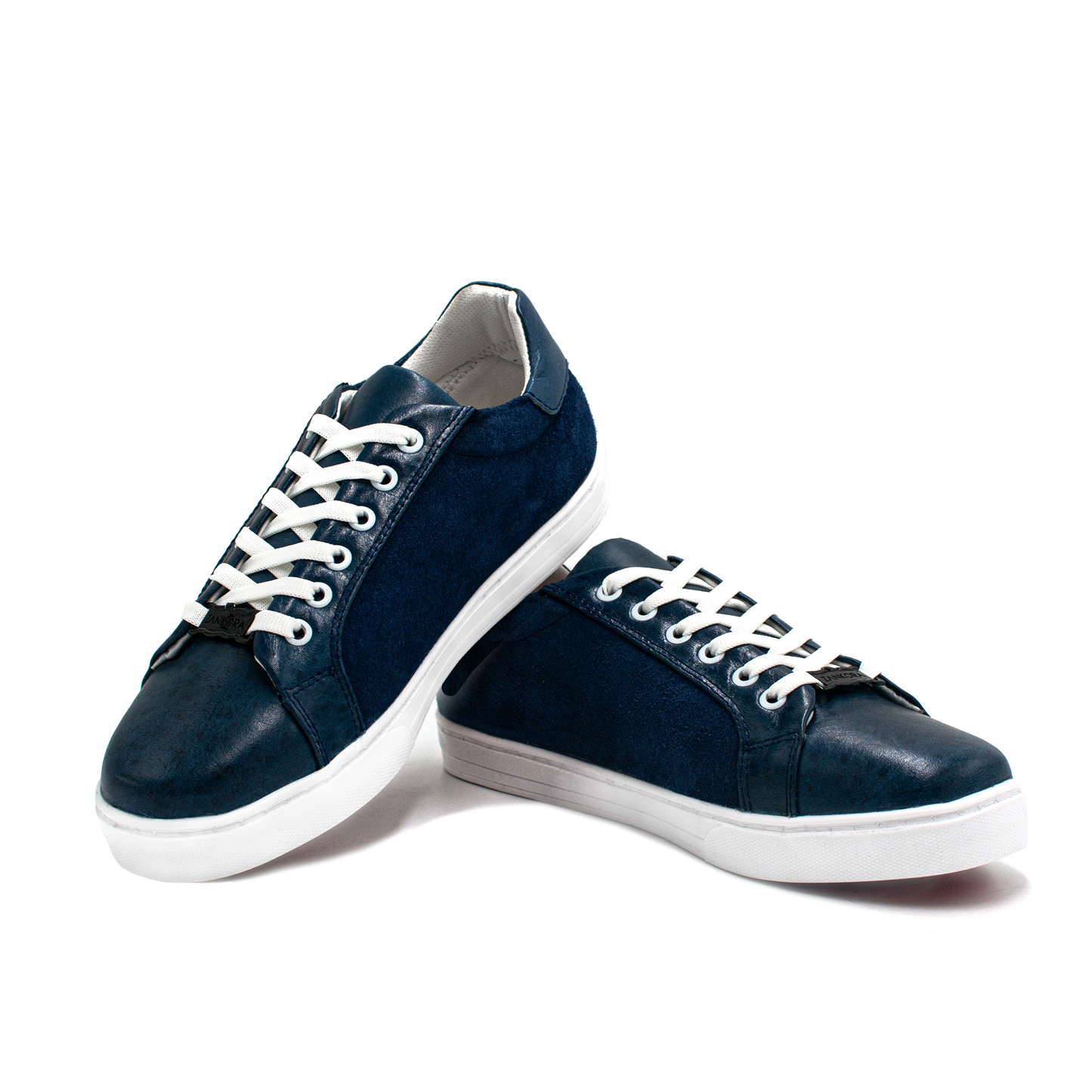 SNEAKERS DE BECERRO ITALIANO CON GAMUZA AZUL JHU893I