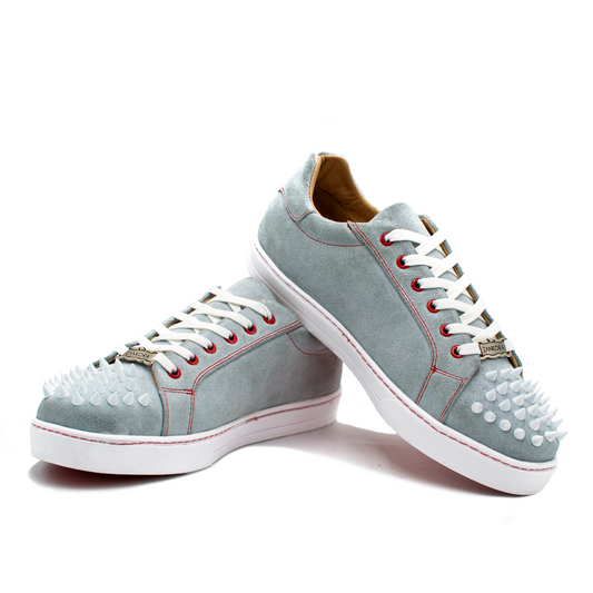TENIS SNEAKERS EN PIEL DE GAMUZA GRIS CON ESTOPEROLES - JHA238I