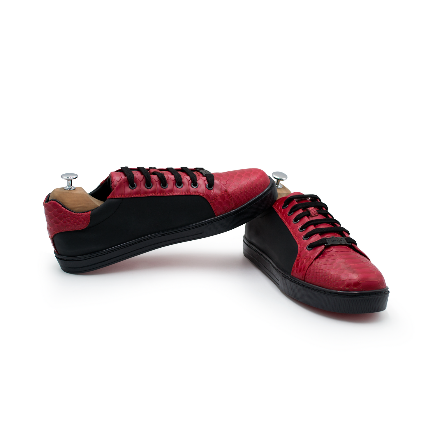 TENIS SNEAKERS EN PIEL GENUINA GRABADO DE PITÓN CON CABRA - LKO920O
