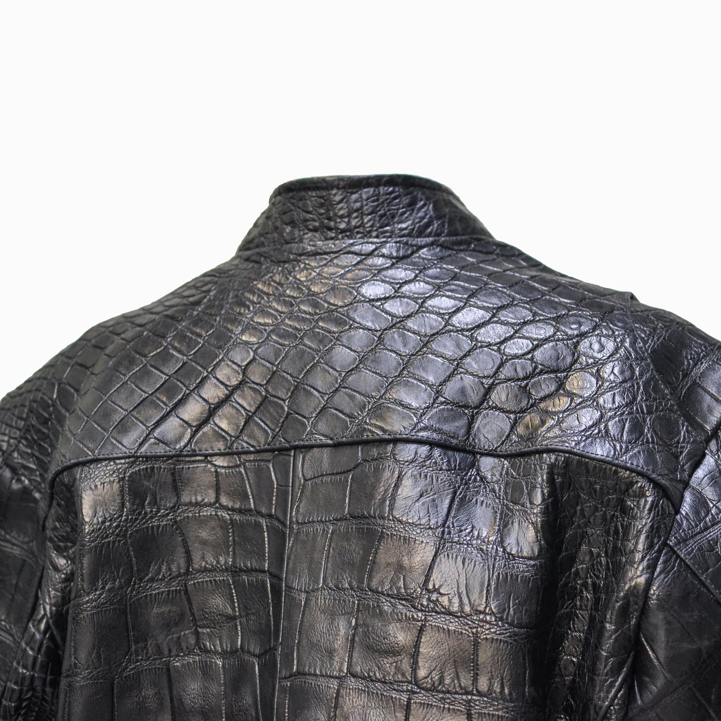 CHAMARRA CASUAL SPORT PARA CABALLERO EN PIEL EXÓTICA DE ALLIGATOR - CBA485A