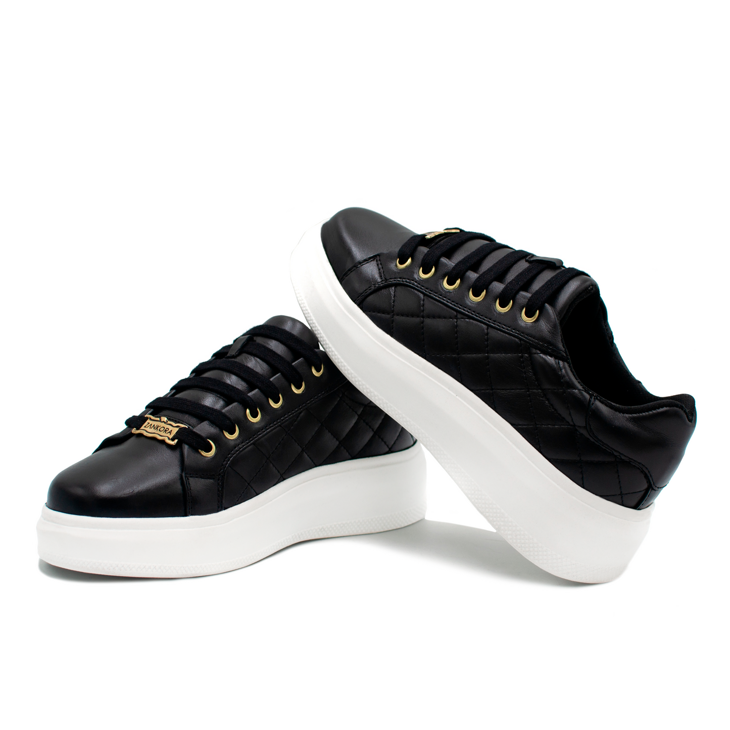 TENIS SNEAKERS CAPITONADO BLANCO/ NEGRO EN PIEL GENUINA DE BECERRO - KOW902O