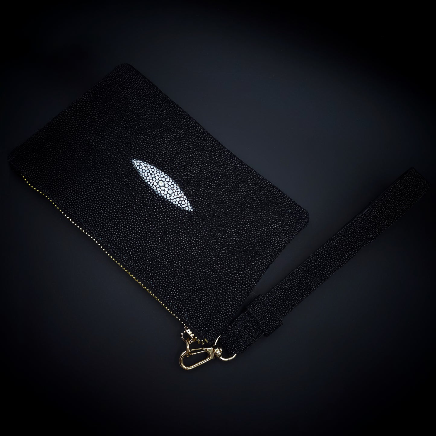 CLUTCH / MONEDERO DE MANO PARA DAMA - CAVIAR STELLAR – MANTARRAYA MACHO - CLH117P