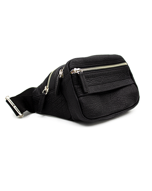 CANGURERA COMPLETAMENTE EN PIEL AUTENTICA DE TIBURÓN MODELO STYLO