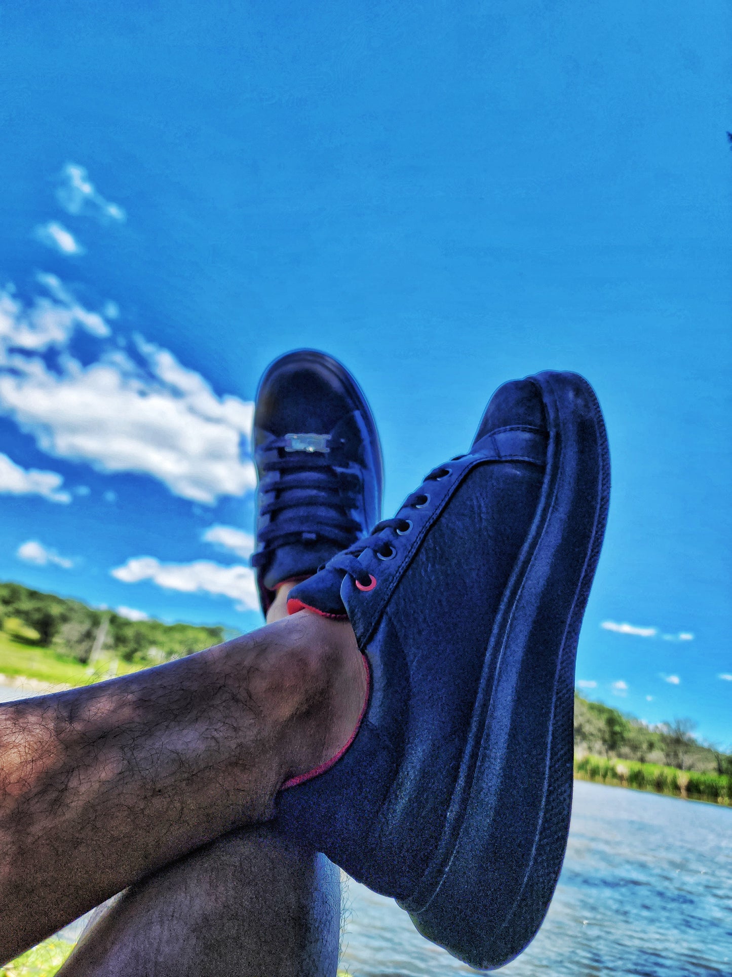 TENIS SNEAKER EN PIEL GENUINA DE BISONTE CON NOBUCK - TEJ129