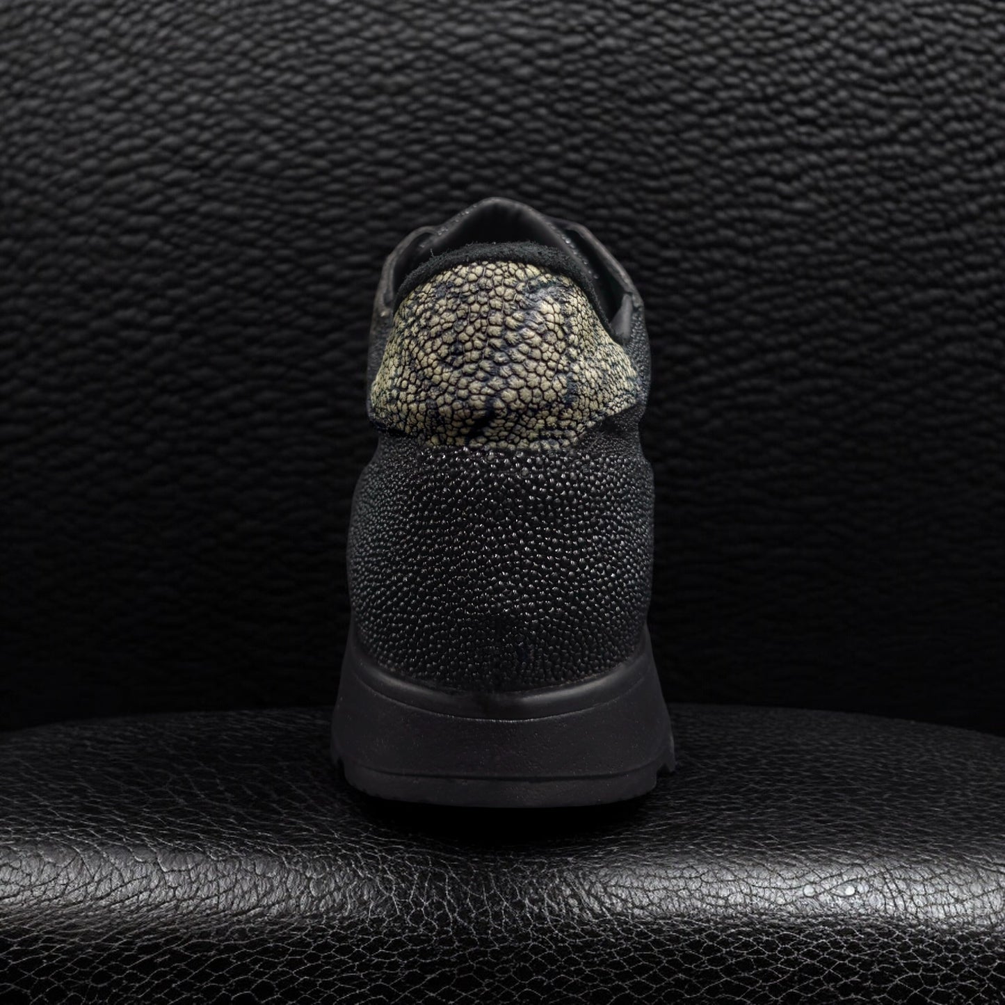 TENIS SNEAKERS DEPORTIVOS COMPLETAMENTE DE MANTARRAYA AUTÉNTICA Y ELEFANTE MOD. JAIRO 2.0 - ZKJG8G3G