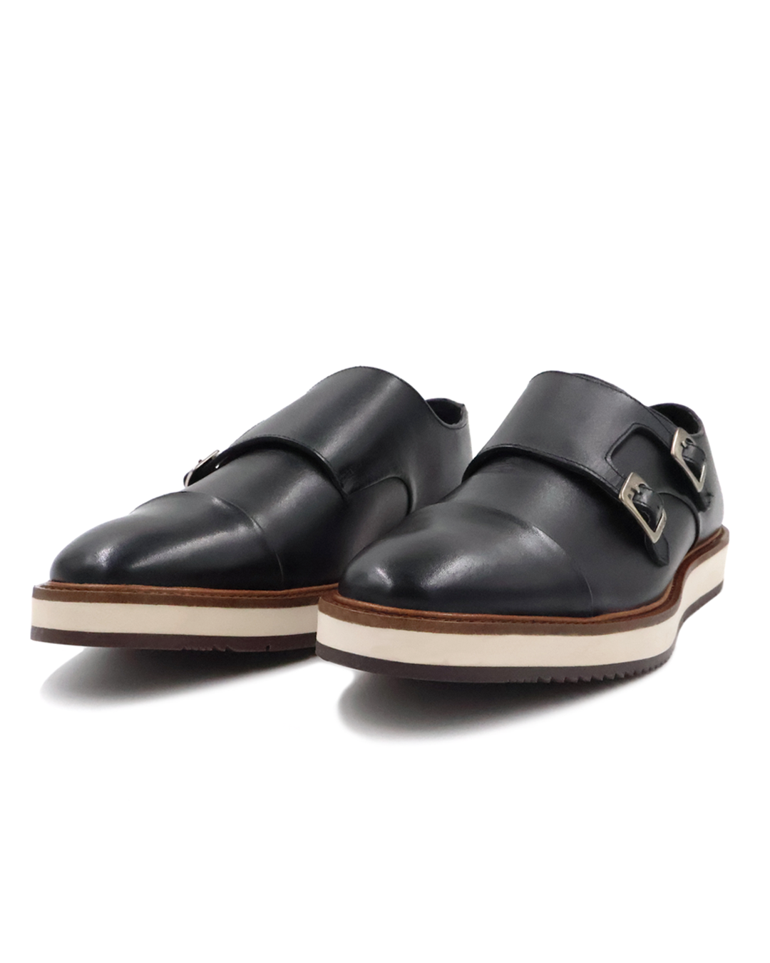 ZAPATO CASUAL NEGRO CON BROCHE METÁLICO EN PIEL BECERRO Y TERNERA PARA HOMBRE
