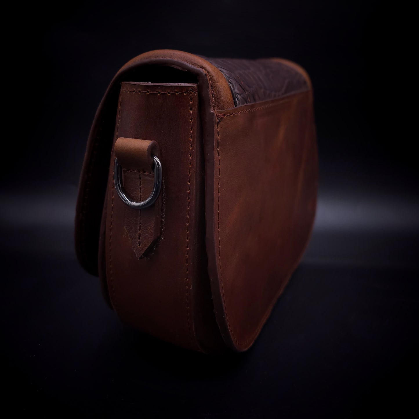 BOLSO CROSSBODY EQUESTRIAN SOVEREIGN – PIEL VACUNA GRASSO & LAGARTO