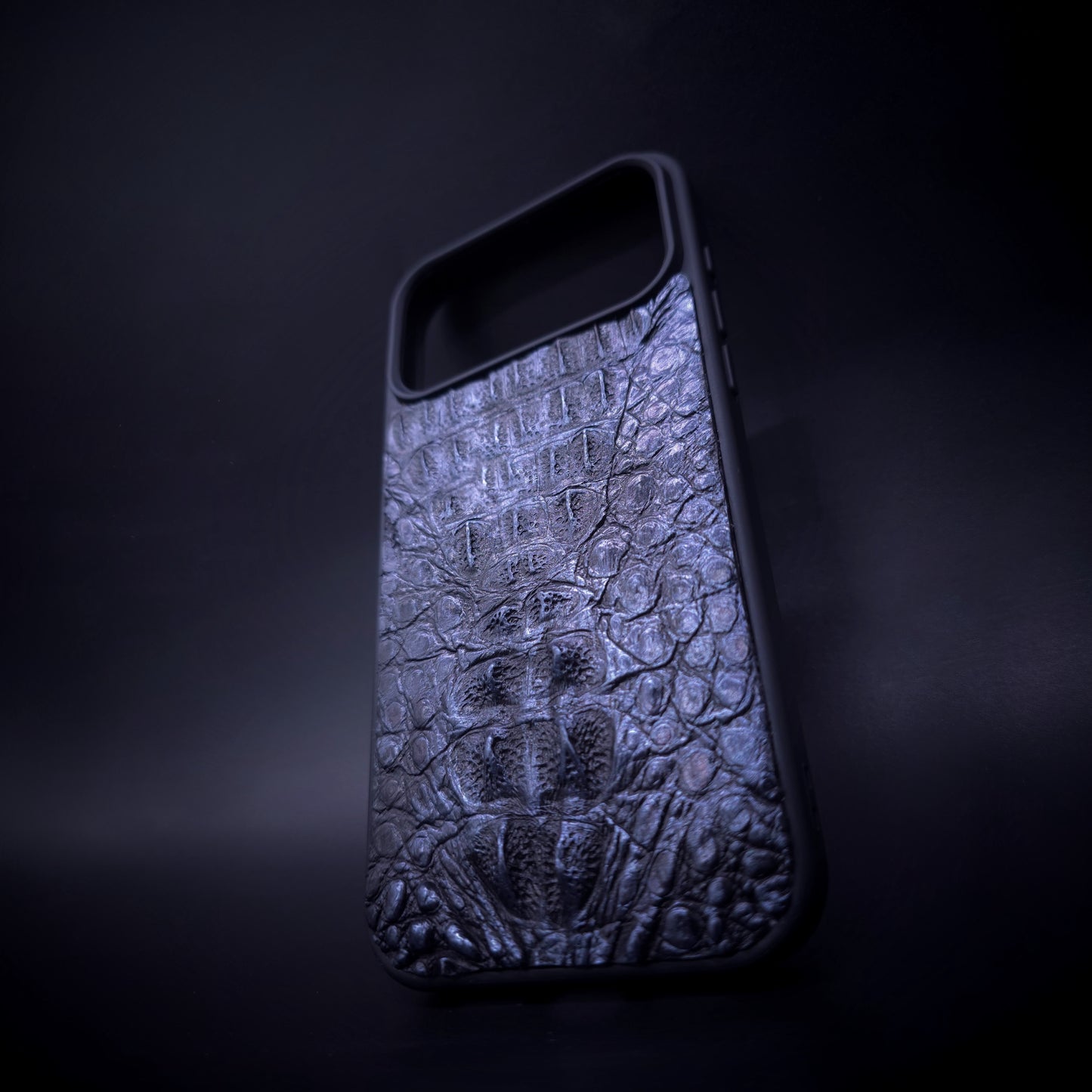 FUNDA / CASE / CARCASA PARA CELULAR – OBSIDIAN NAPE ALLIGATOR - FND387AL - APPLE O ANDROID