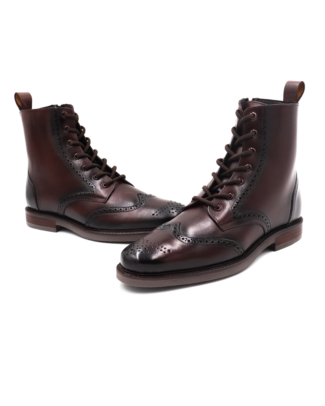 BOTA SOMBREADO A MANO EN PIEL DE BECERRO Y TERNERA PARA HOMBRE