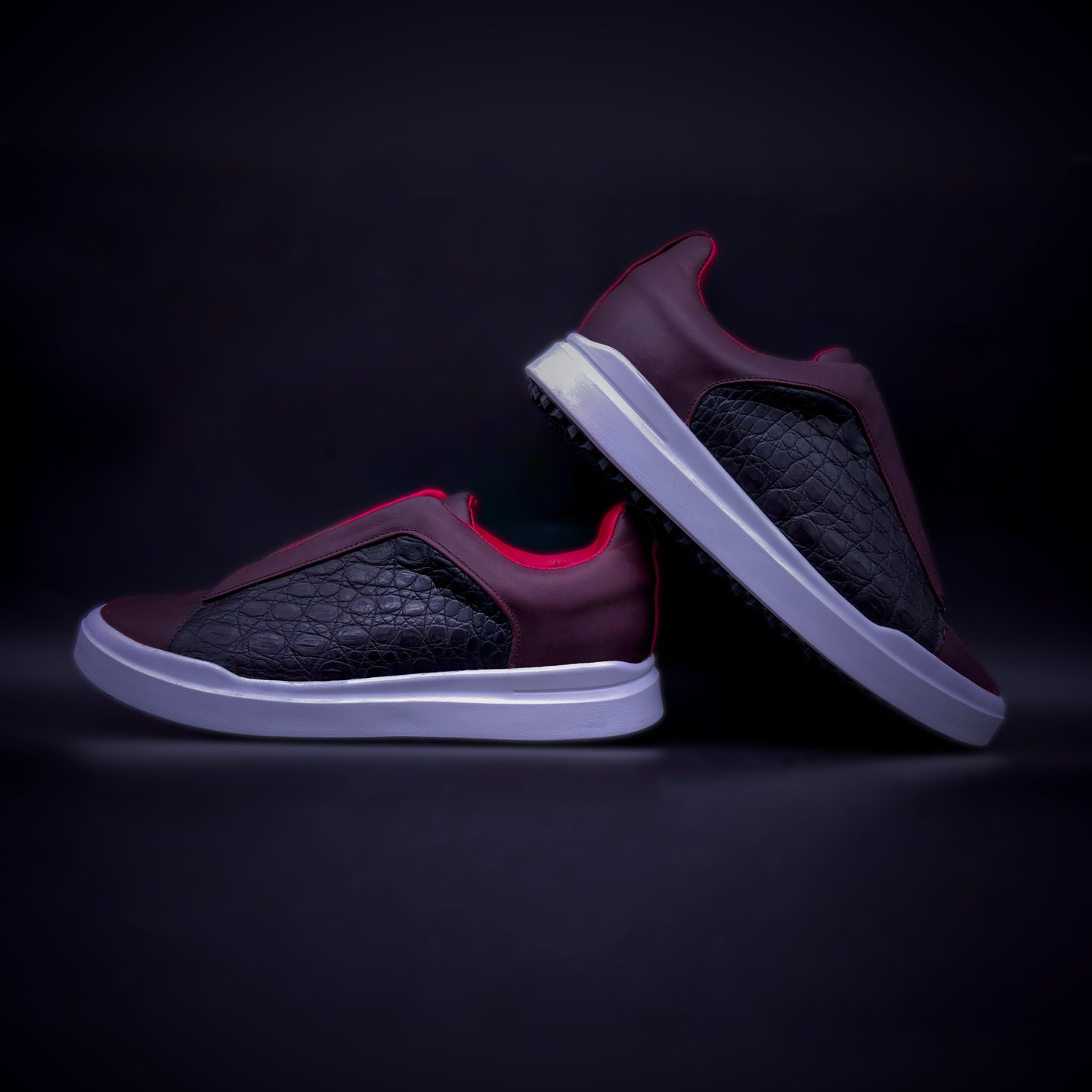 TENIS SNEAKERS TRIPLE CROSS – EDICION COCODRILO CON PIEL GRASSO - TNS908R