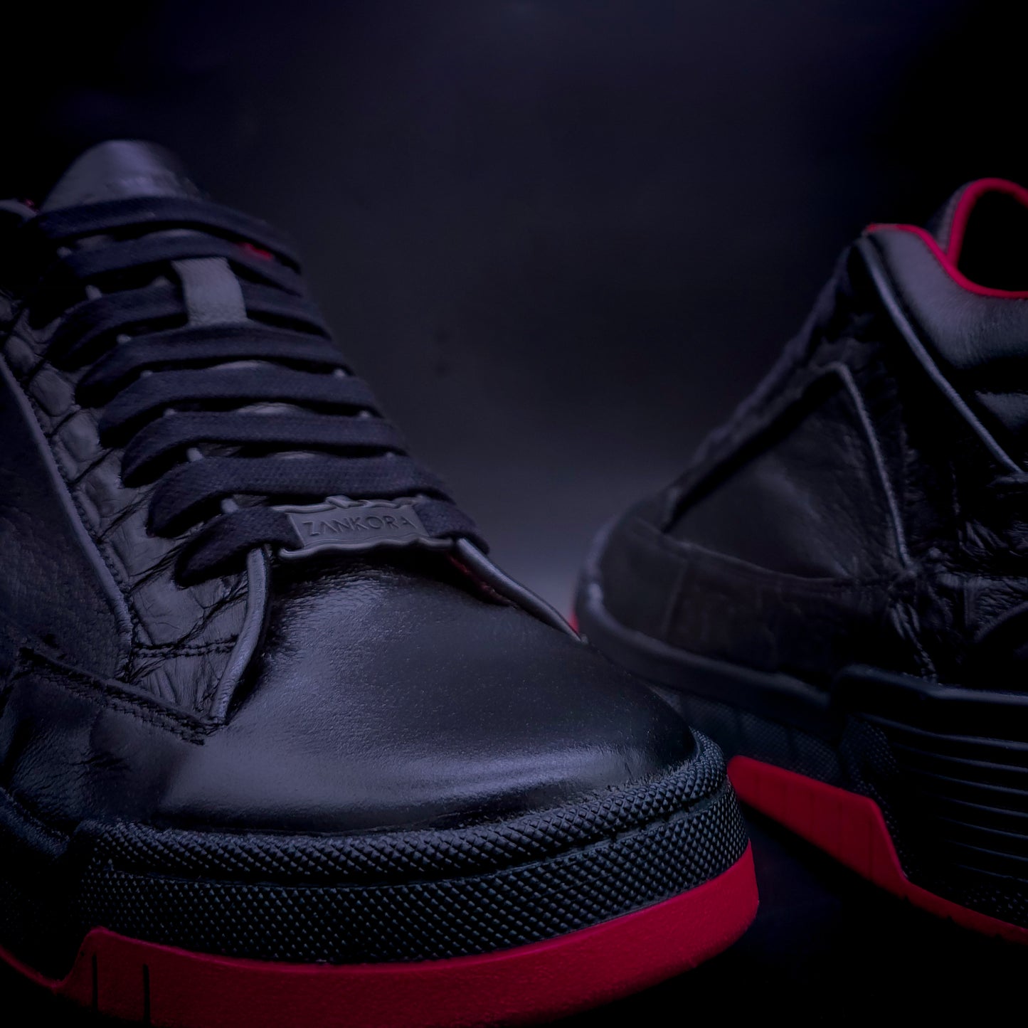 TENIS SNEAKERS TIPO BOTIN URBANO ARIES STEALTH – BORREGO PELIBUEY & COCODRILO GENUINO - BHT974R