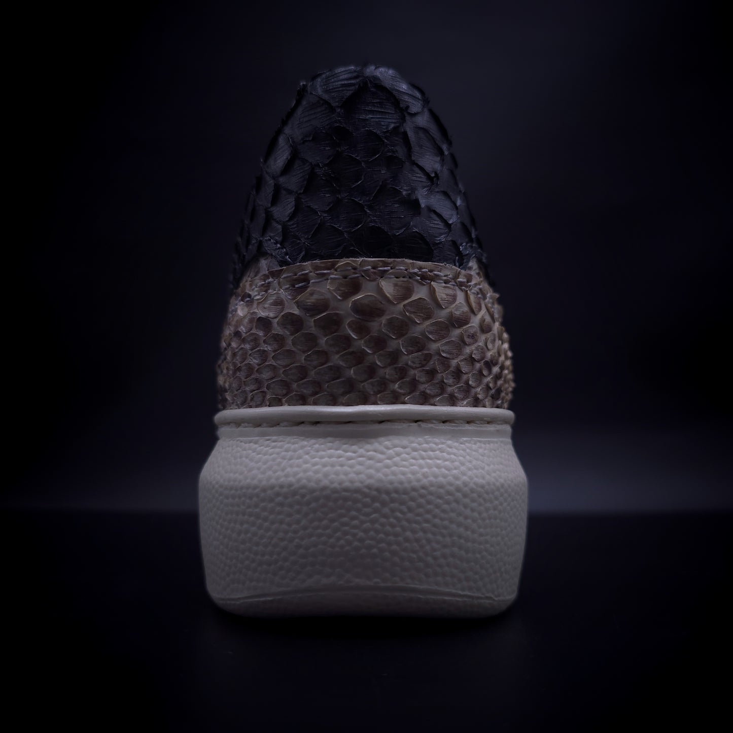 TENIS SNEAKERS PARA DAMA / SUELA TIPO PLATAFORMA MOD. ARIA NATURAL – COMPLETAMENTE DE SERPIENTE PITÓN - DMN936F