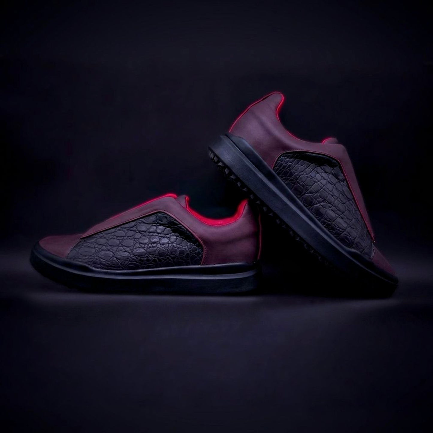TENIS SNEAKERS TRIPLE CROSS – EDICION COCODRILO CON PIEL GRASSO - TNS908R