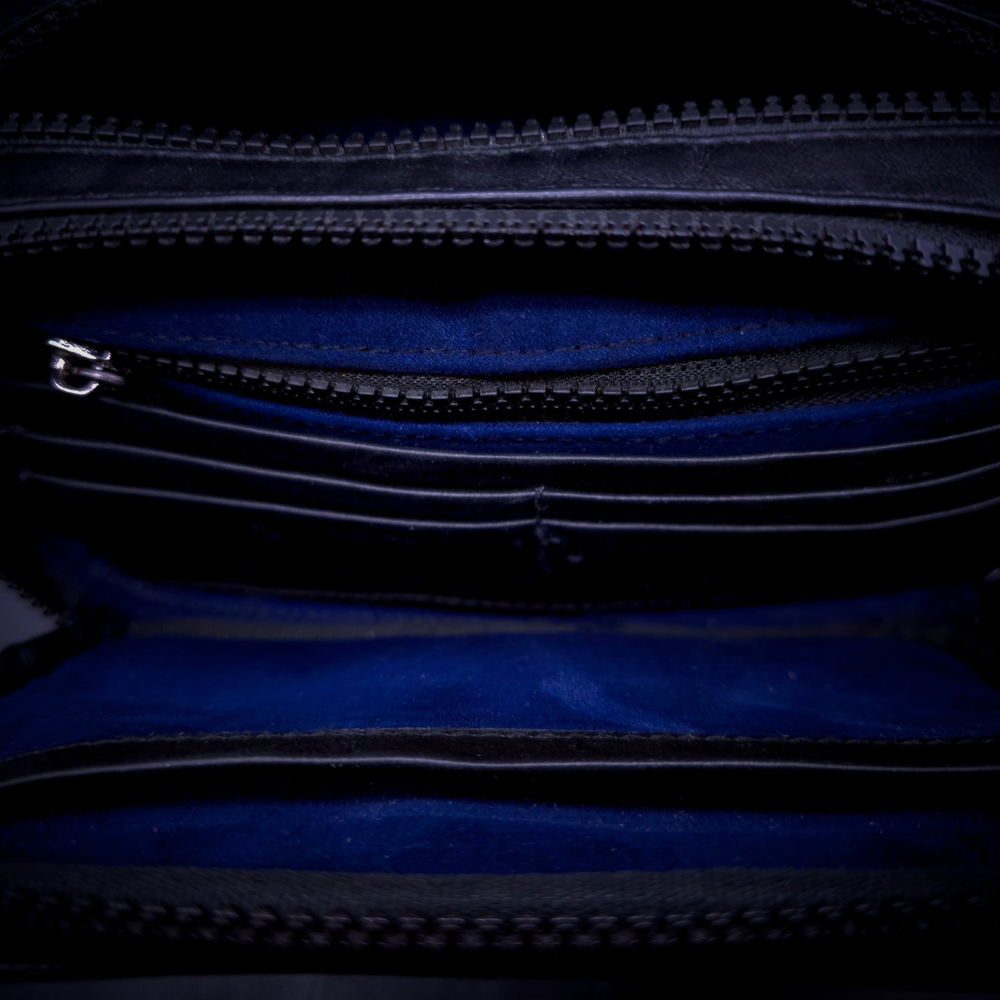 HANDBAG EJECUTIVA OVERLORD – COLA DE COCODRILO & PIEL VACUNA - HBG377C
