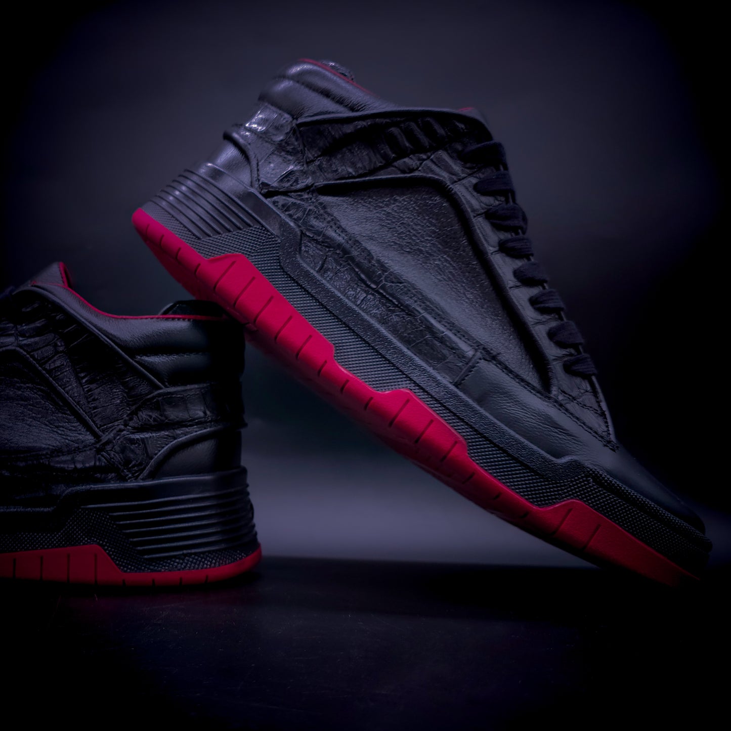 TENIS SNEAKERS TIPO BOTIN URBANO ARIES STEALTH – BORREGO PELIBUEY & COCODRILO GENUINO - BHT974R
