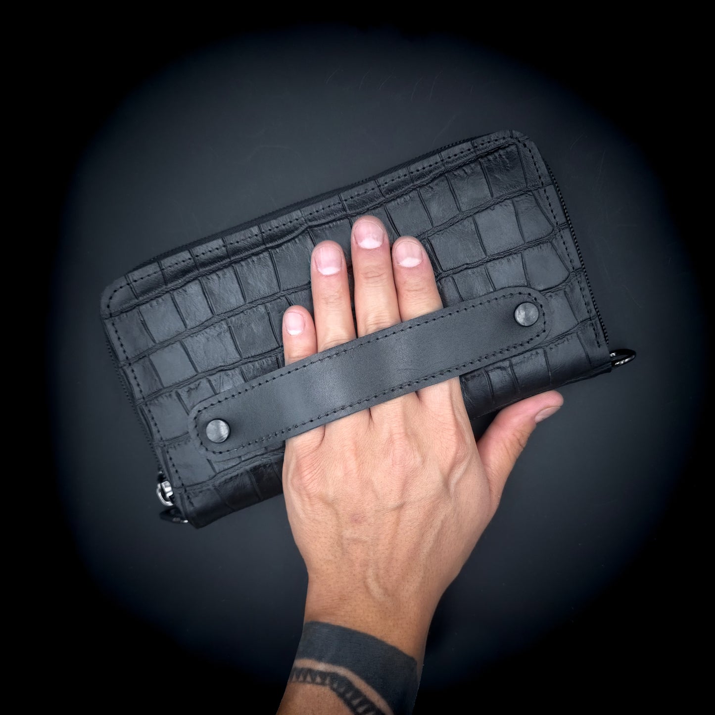 MONEDERO TIPO CLUTCH EXECUTIVE CON ASA - CABALLERO - MNC97F8