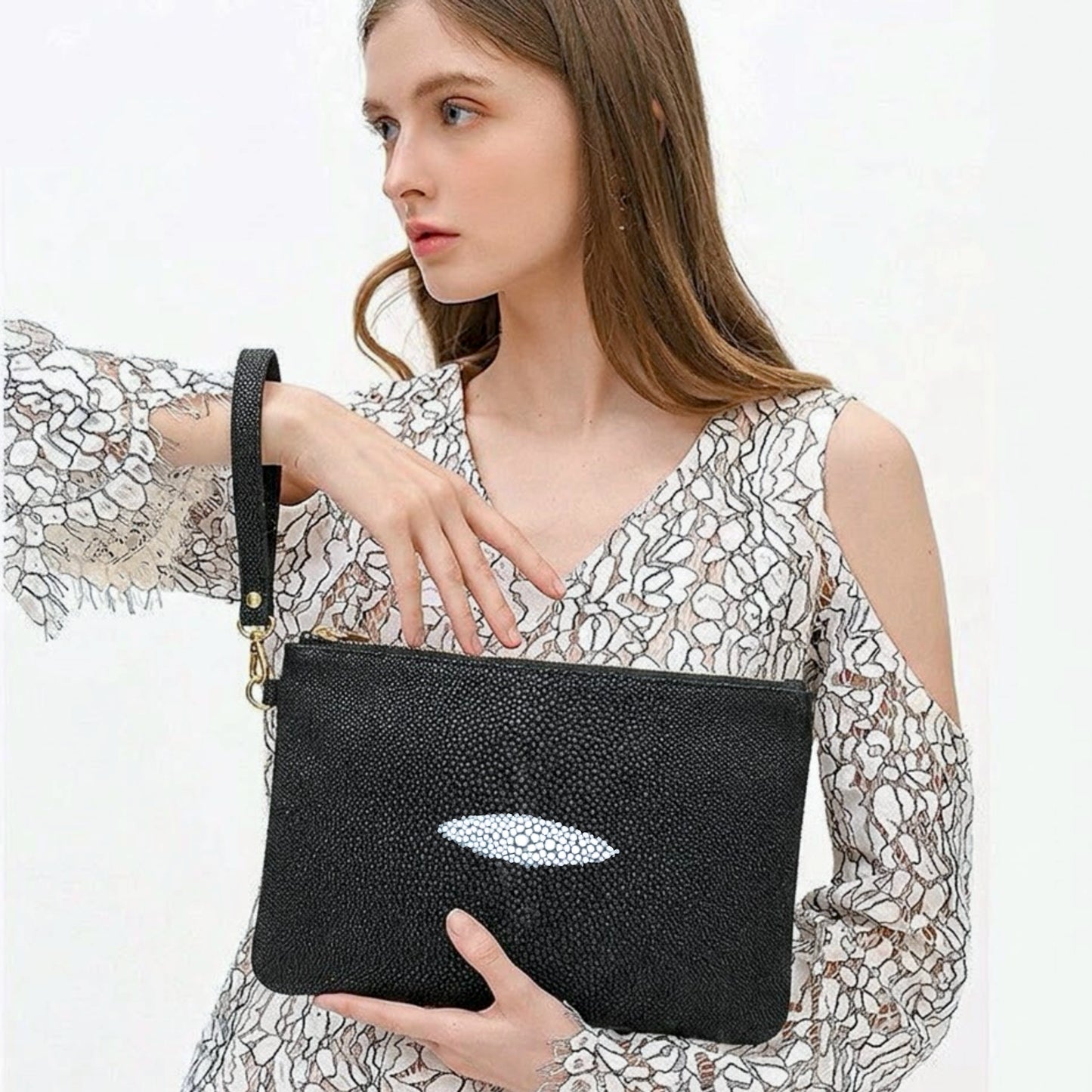 CLUTCH / MONEDERO DE MANO PARA DAMA - CAVIAR STELLAR – MANTARRAYA MACHO - CLH117P