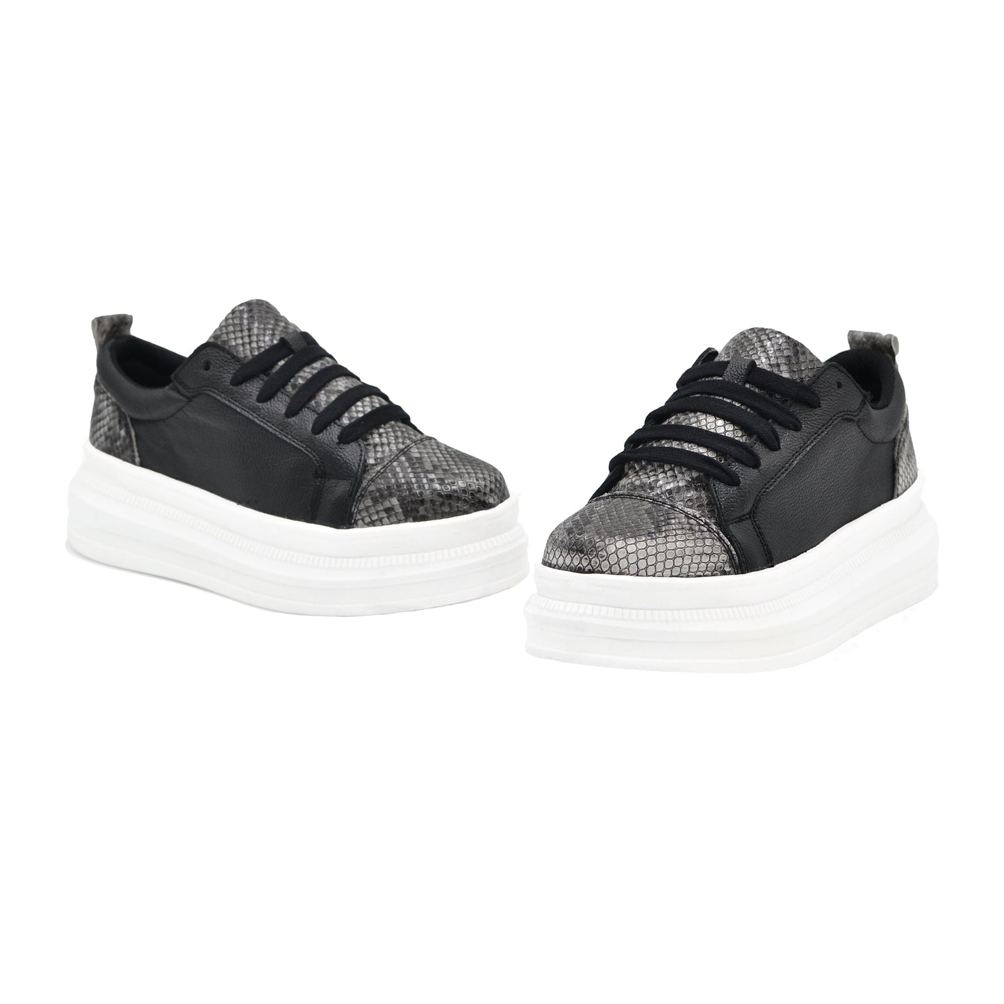 TENIS SNEAKERS EN PIEL GENUINA DE BECERRO CON SNAKE NEGRO - MSK979G