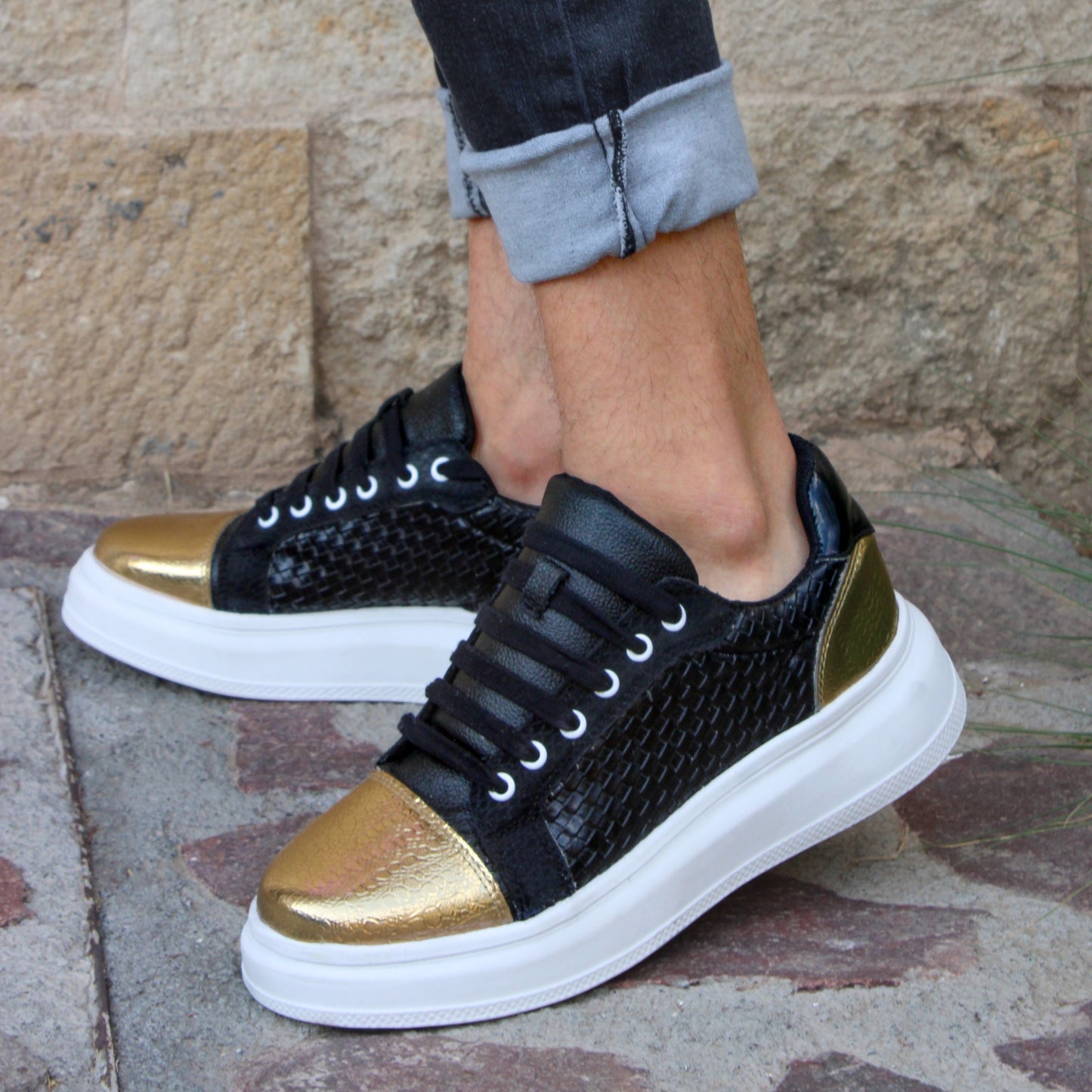 TENIS SNEAKER URBANO PARA CABALLERO - TOSKA MOD 202 - TSK202DN