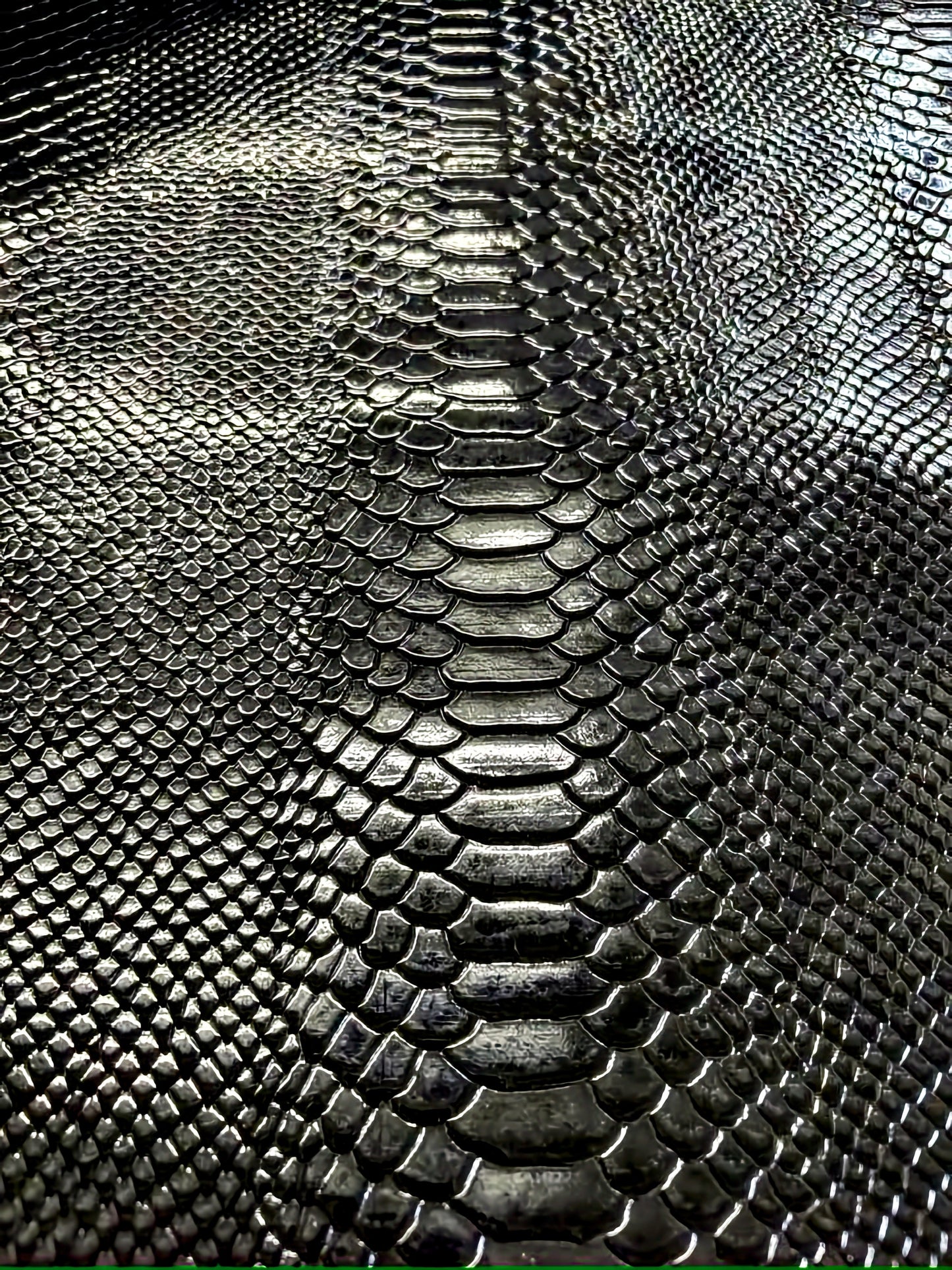 FUNDA / CASE / CARCASA PARA CELULAR EN PIEL / CUERO VACUNO GRABADO DE PITÓN - UFX781T