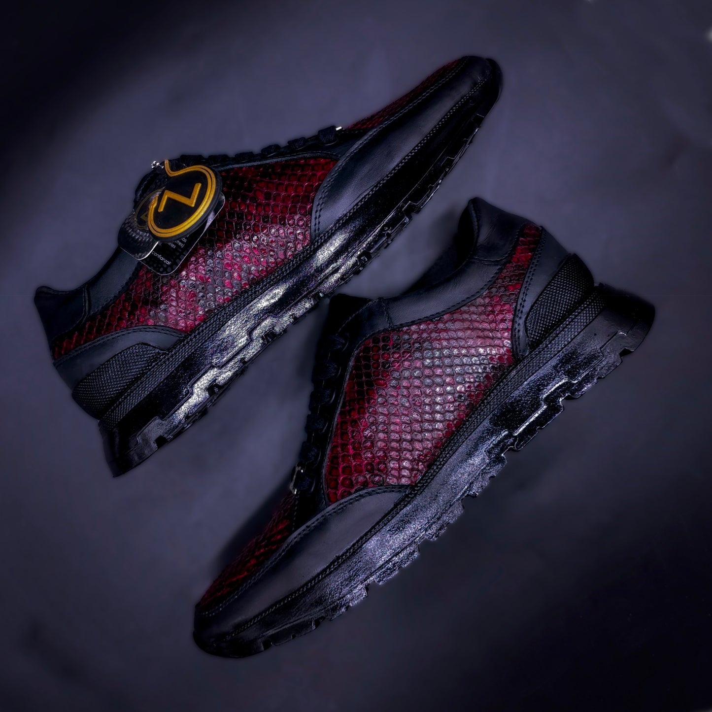 SNEAKERS DE SERPIENTE PITÓN ROJO CON SUELA SPORT TR NERO - SPN149P