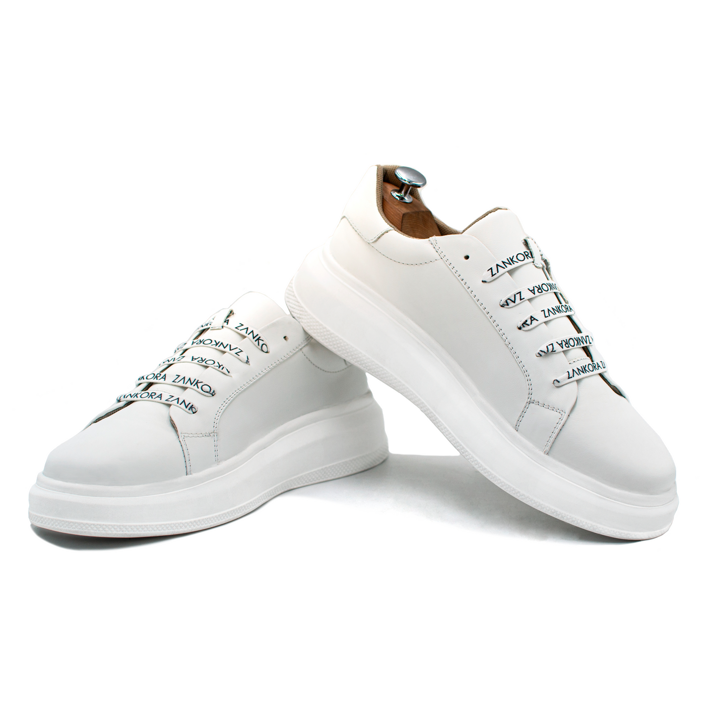 SNEAKERS LISOS DE BECERRO BLANCO CON AGUJETAS SUBLIMADAS ZANKORA- WHT815GF