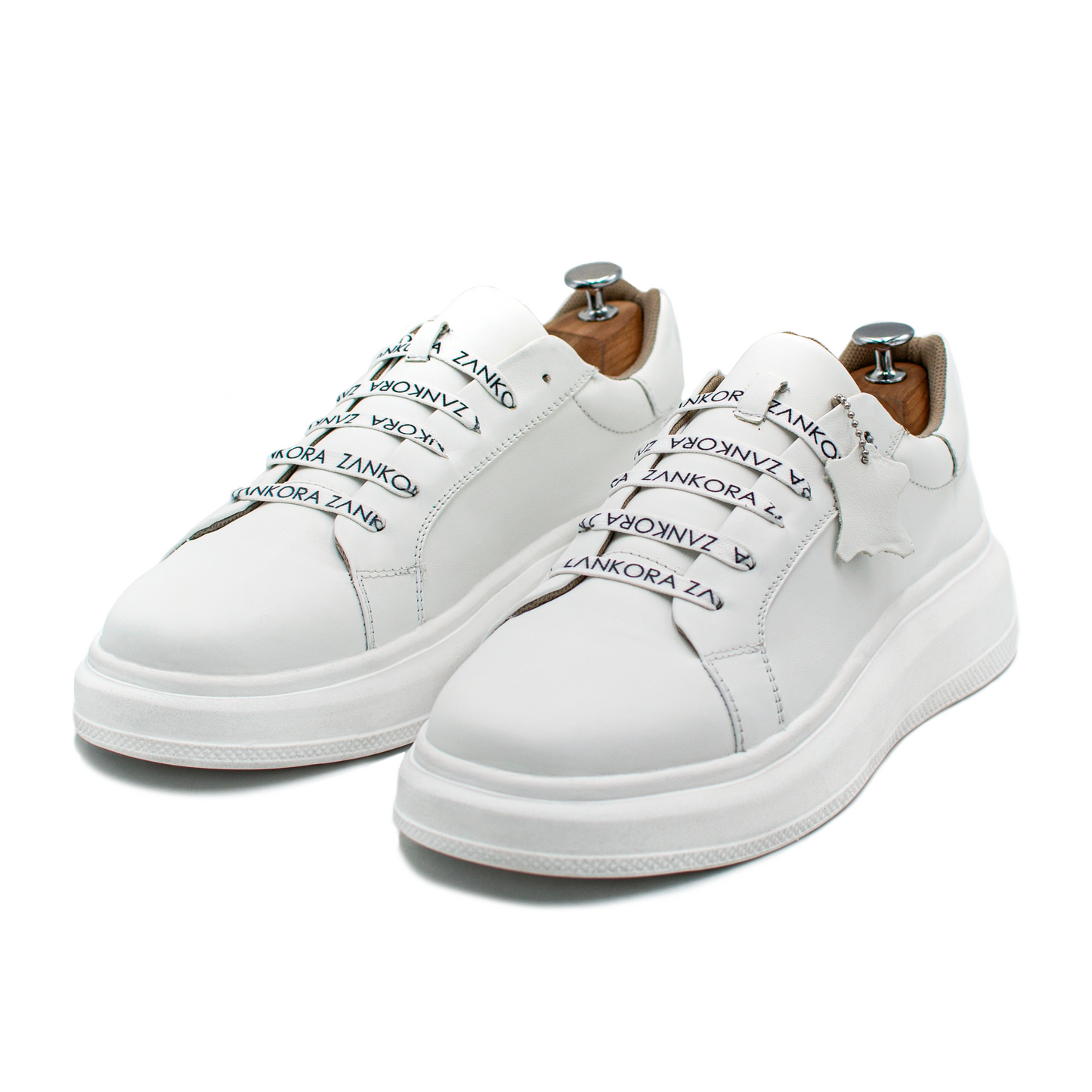 SNEAKERS LISOS DE BECERRO BLANCO CON AGUJETAS SUBLIMADAS ZANKORA- WHT815GF