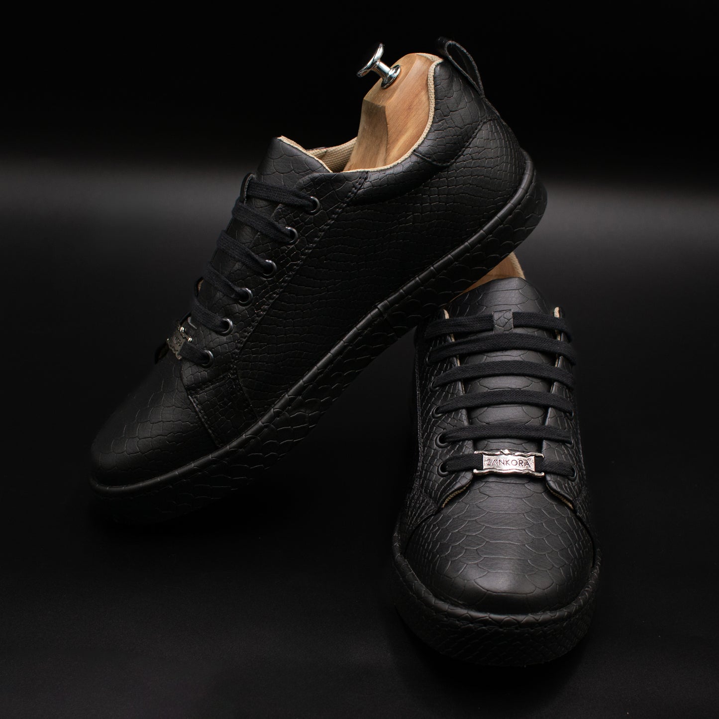 BLACK OUT