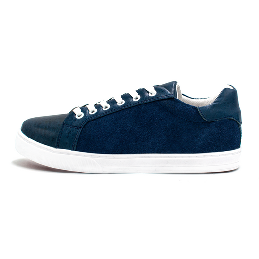 SNEAKERS DE BECERRO ITALIANO CON GAMUZA AZUL JHU893I